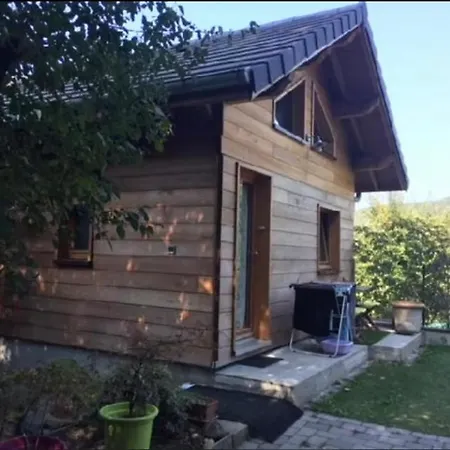 Omazot Au Calme Dans Verdure Lägenhet