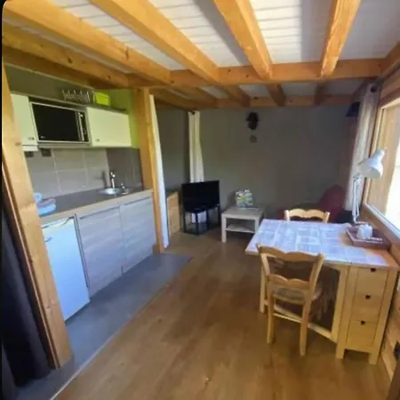 Omazot Apartament *